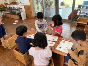 旬のりんごをたべてみよう🍎その５