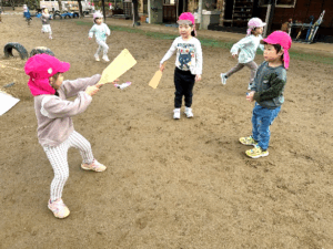 3歳つき組　あそびが興味につながって～お正月編～